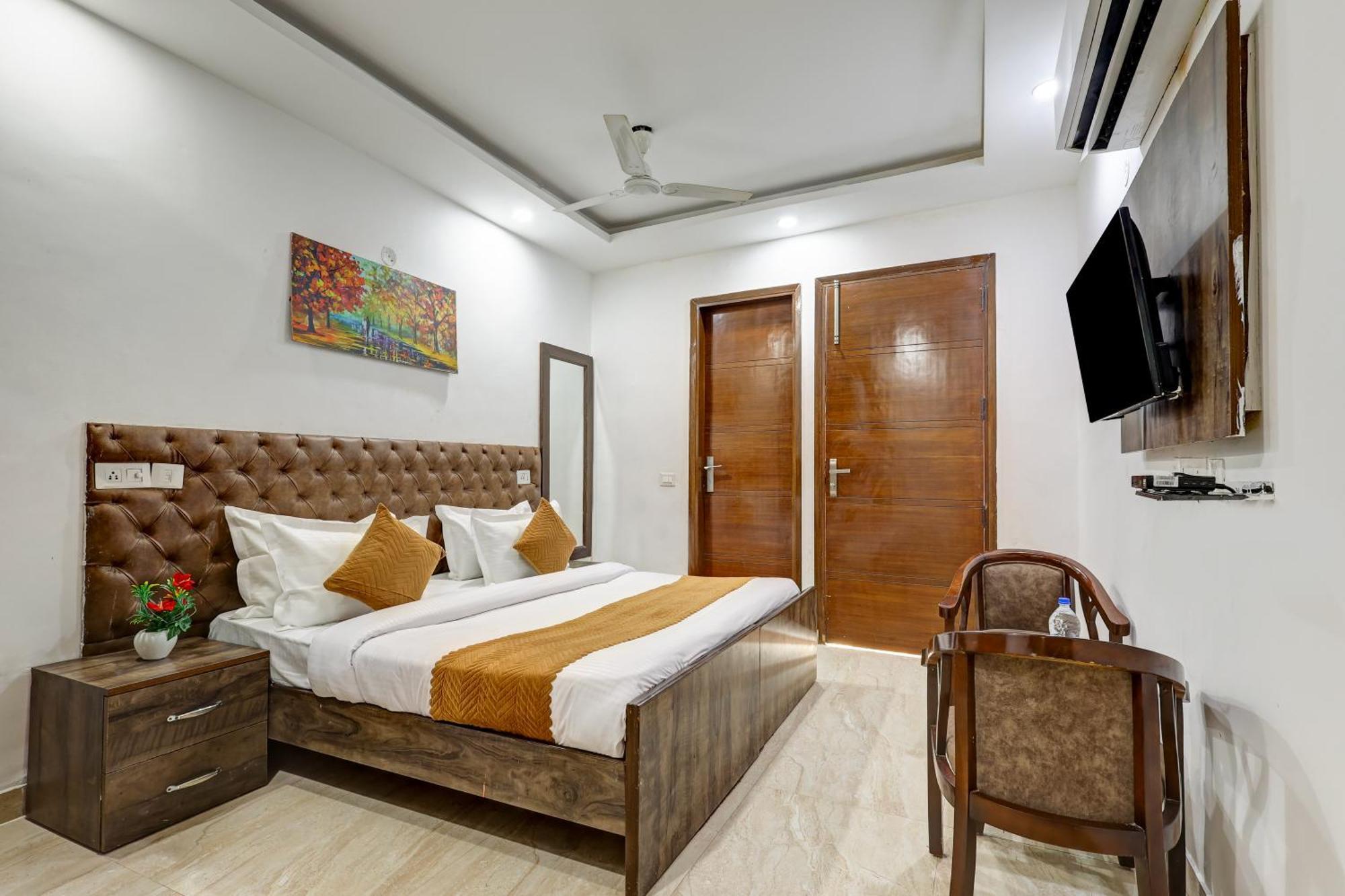 Hotel Aron By The Premium Villa นิวเดลี ภายนอก รูปภาพ